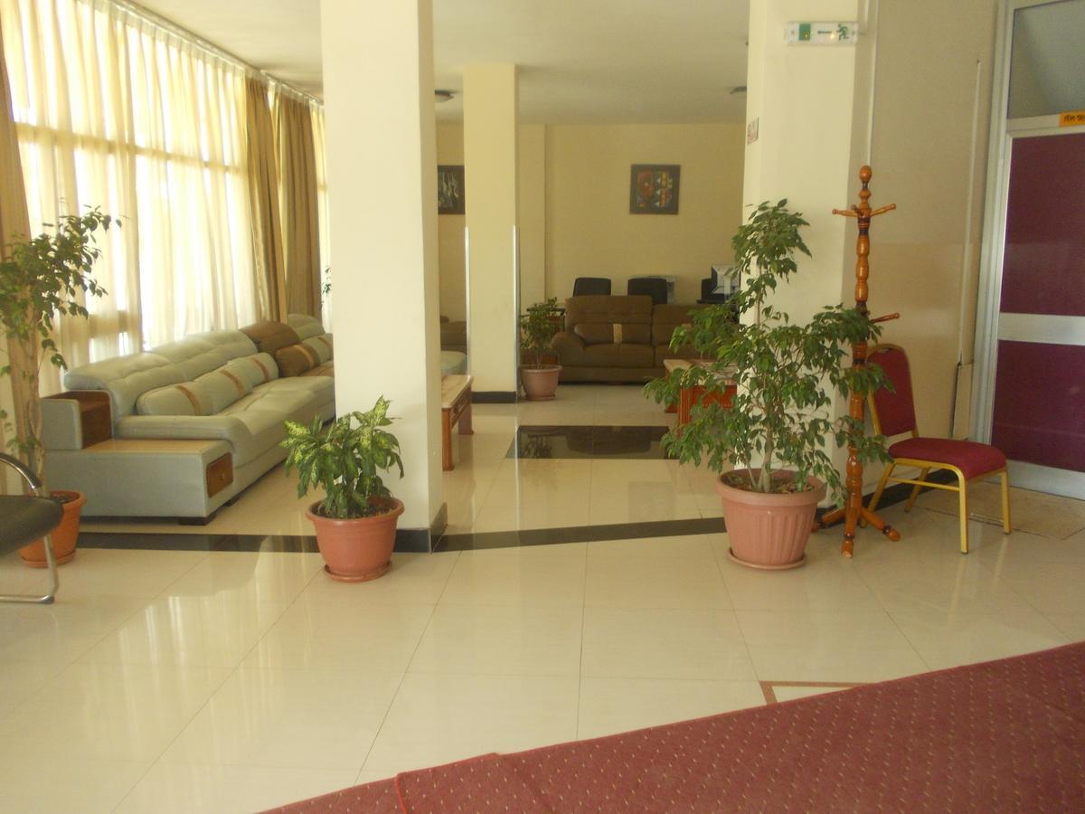 Asinuara Hotel Bahir Dar Exterior photo