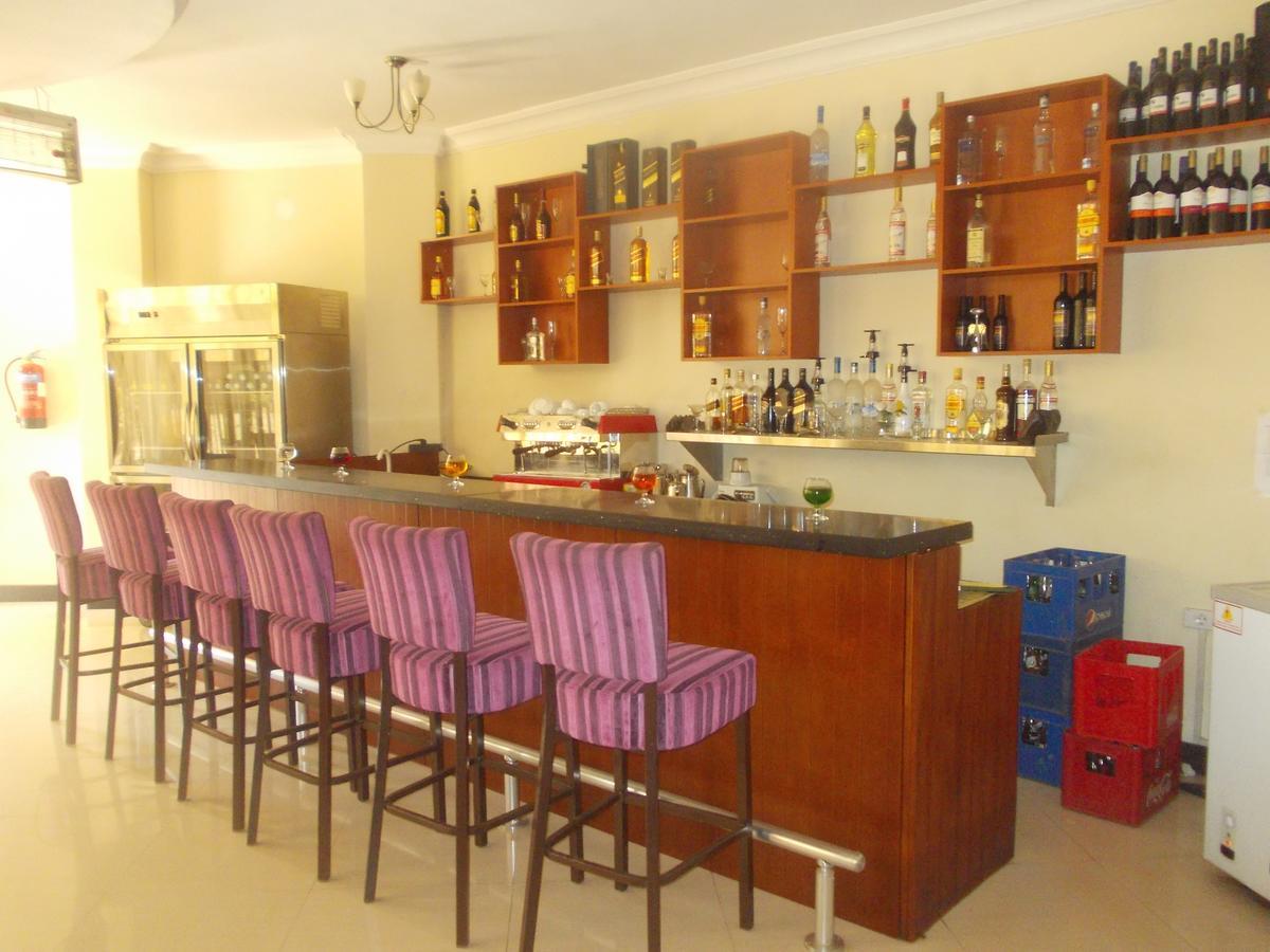 Asinuara Hotel Bahir Dar Exterior photo