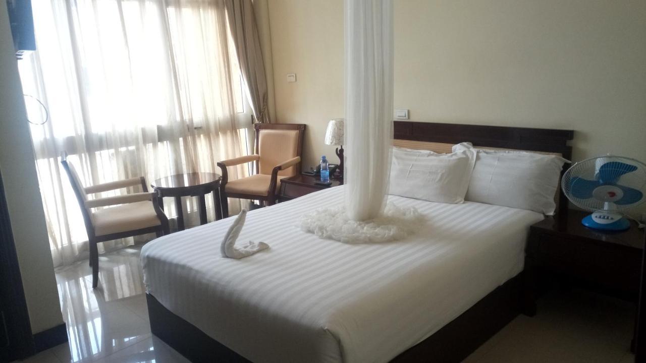 Asinuara Hotel Bahir Dar Exterior photo