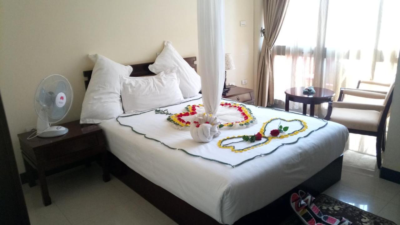 Asinuara Hotel Bahir Dar Exterior photo